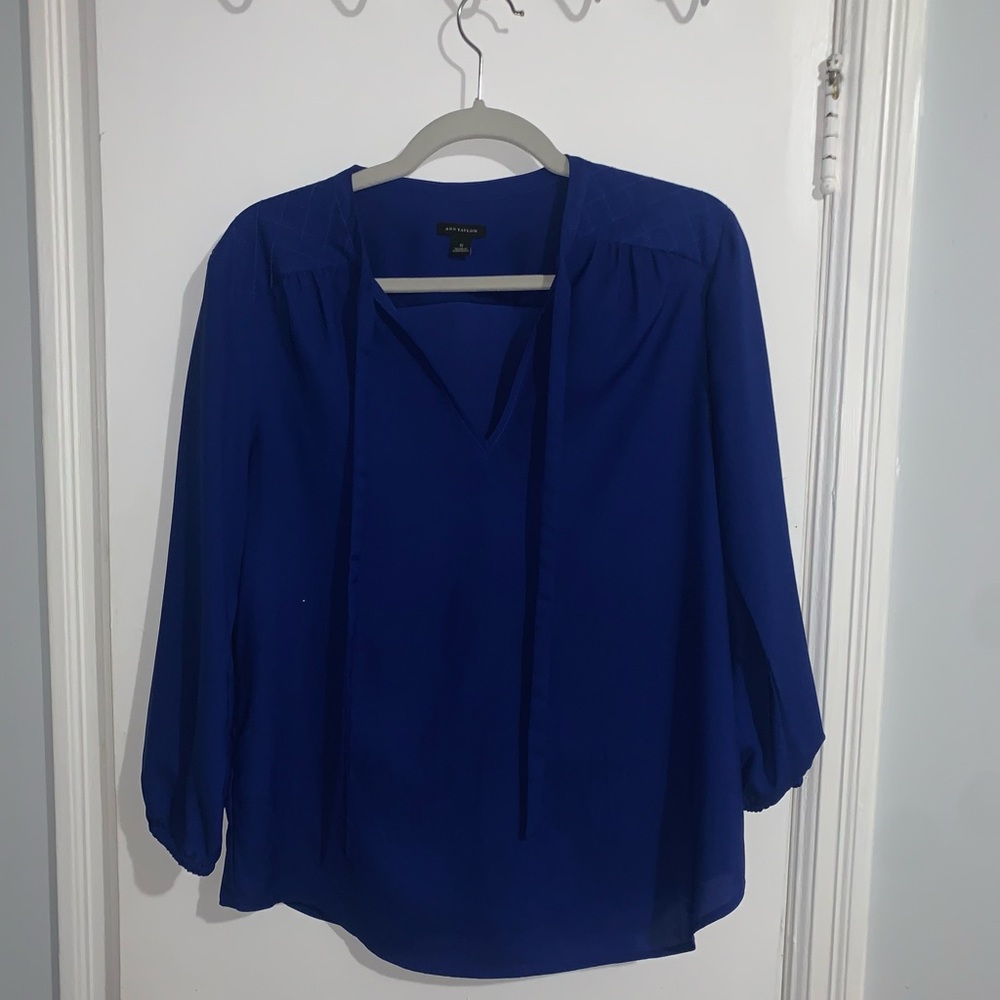 Ann Taylor ~ Top